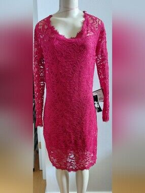 Women's Red Lace Long-Sleeve Dress